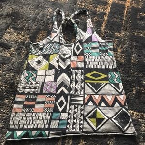 Geometric summer tank!